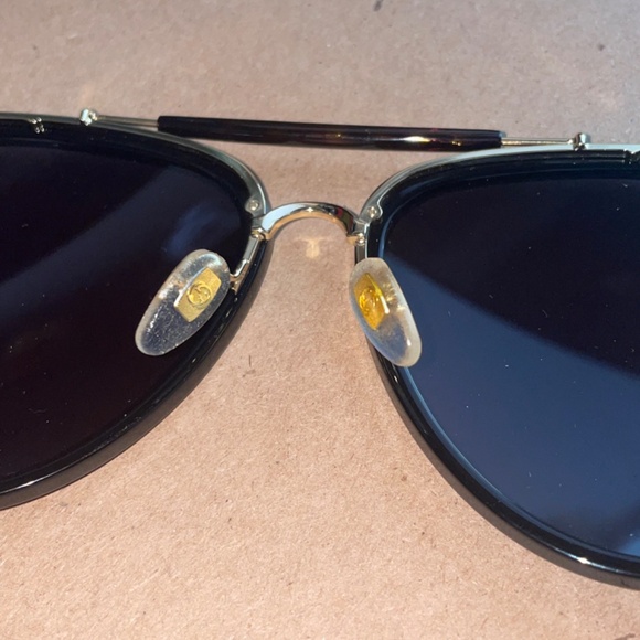 GUCCI Black Gold Frame Aviator Sunglasses Unisex GG0672S-001 58-19-145 - Picture 4 of 11
